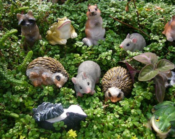 miniature animals for fairy garden